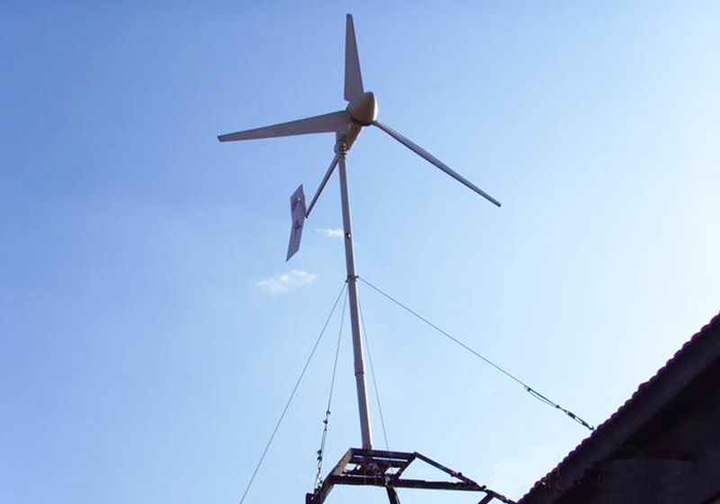 家用風(fēng)力發(fā)電機一天能發(fā)多少電？