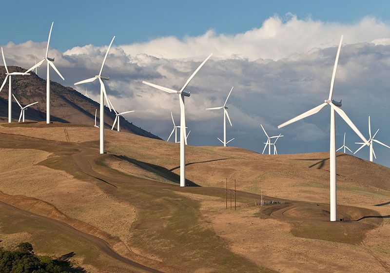 風(fēng)力發(fā)電機是怎么裝上山頭上的？